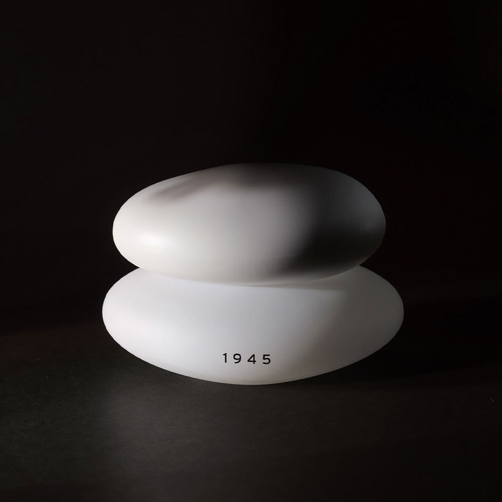 1945 White – Image 6